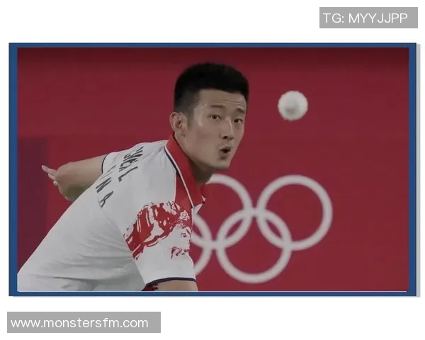 足球明星转战羽毛球赛场展现惊人天赋引热议