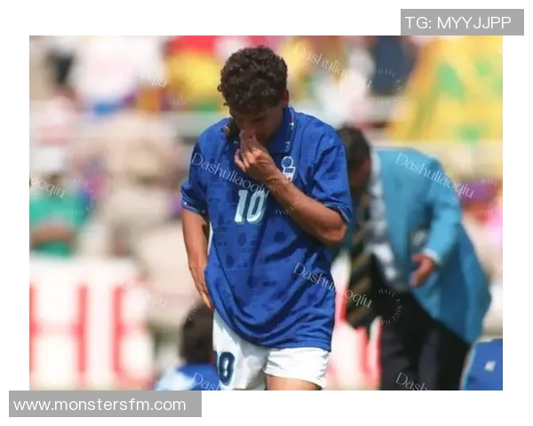 飞哥足球球星的传奇之路：从草根球员到世界顶级巨星的成长历程